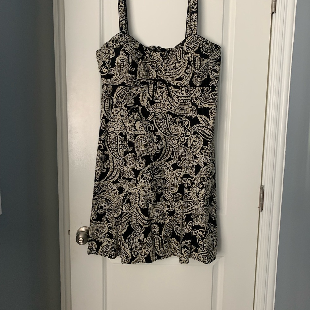 Black and white patterned summer dress by R&K Original Size 18